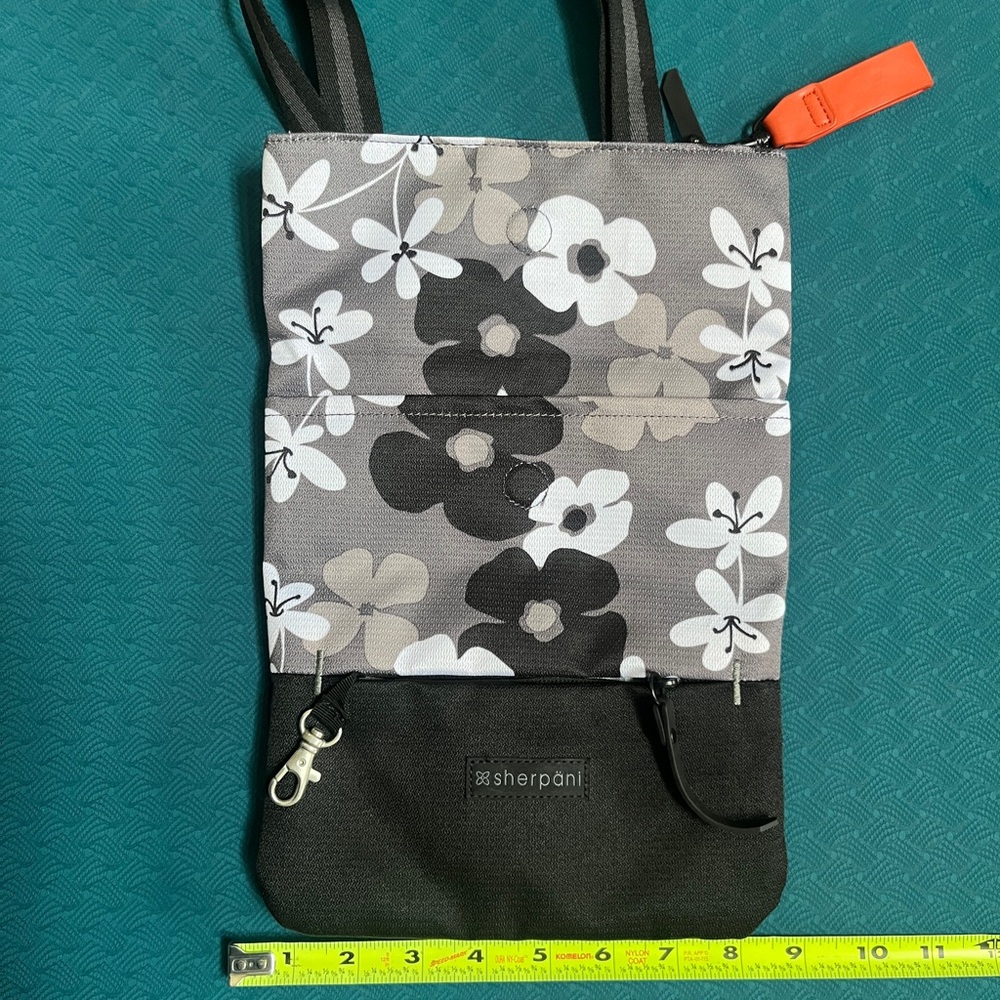 Sherpani Black and Gray Floral Crossbody Bag - Picture 10 of 12